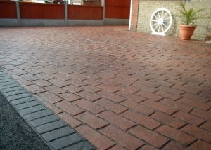 patterned concrete driveway